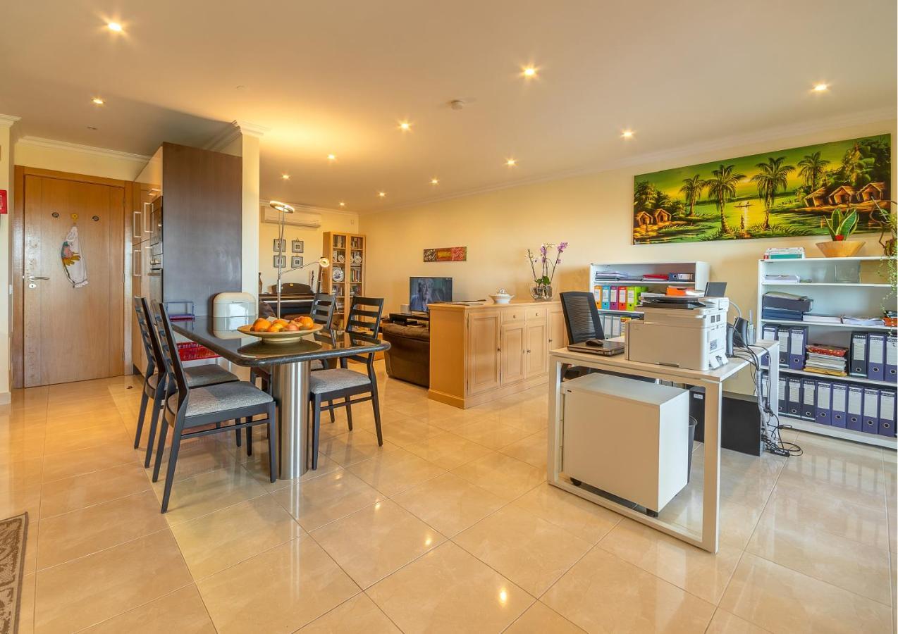 Appartamento Casa D'Olga Lagos Esterno foto